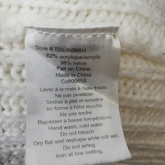 MEDIUM THYME KNIT SWEATER WITH PURSE EUC - Picture 6 of 11